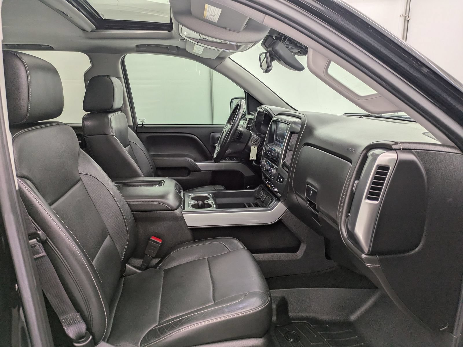 Thumbnail: 2017 Chevrolet Silverado 1500 - 23