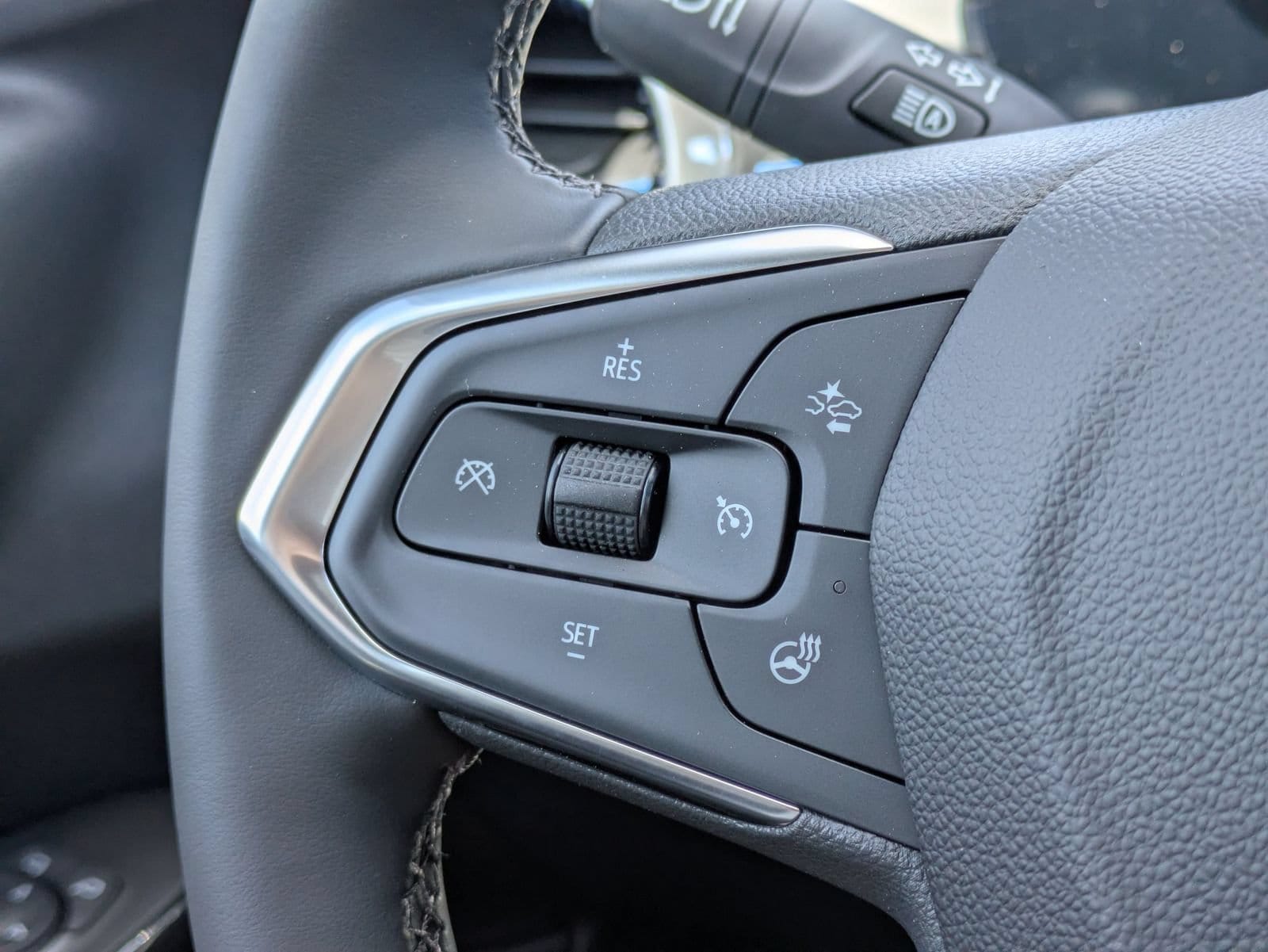 2026 Chevrolet Trax LT - Photo 24