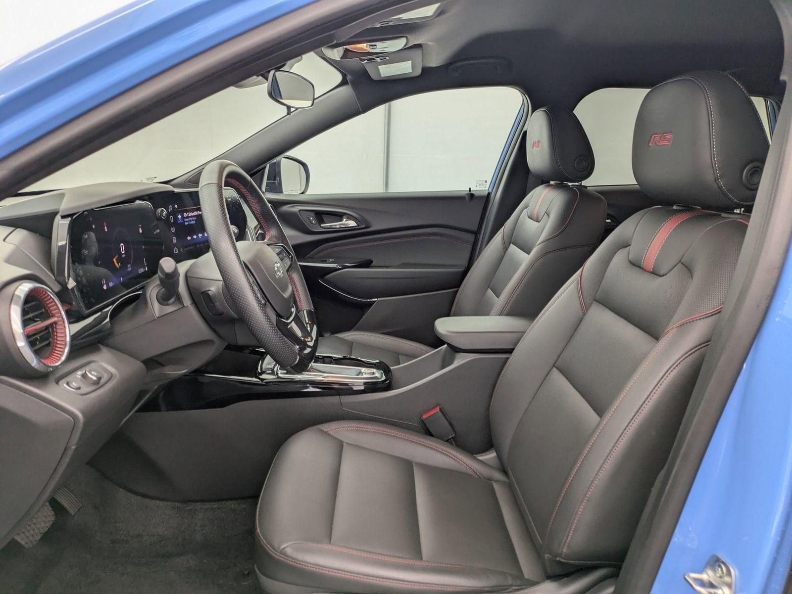 Thumbnail: 2024 Chevrolet Trax - 17