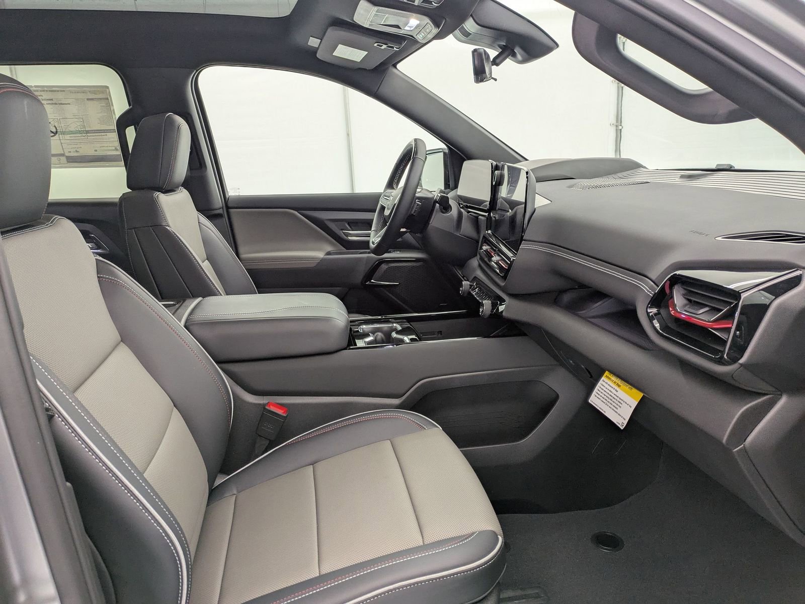 Thumbnail: 2026 Chevrolet Silverado EV - 23