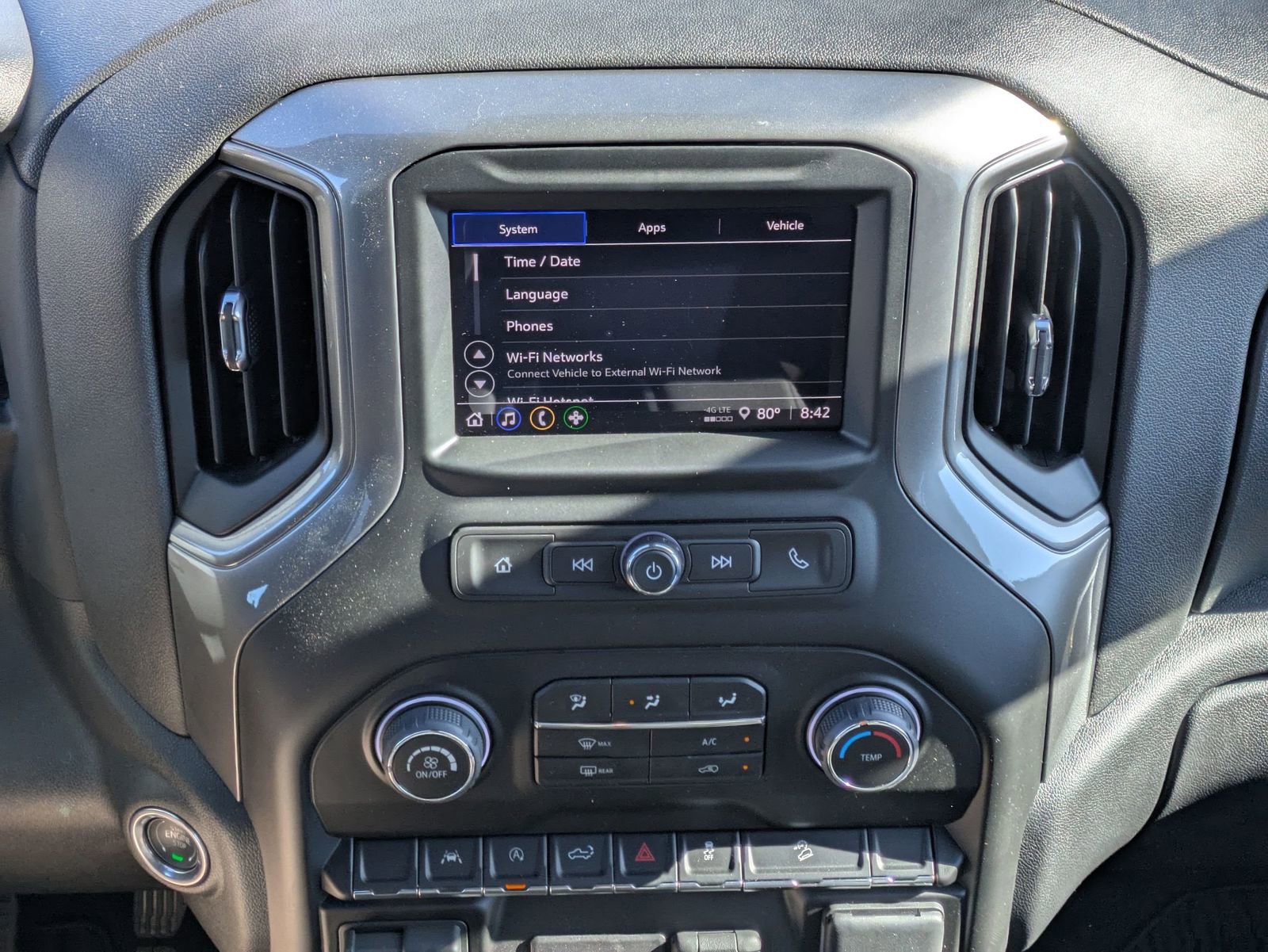 Thumbnail: 2026 Chevrolet Silverado 1500 - 28