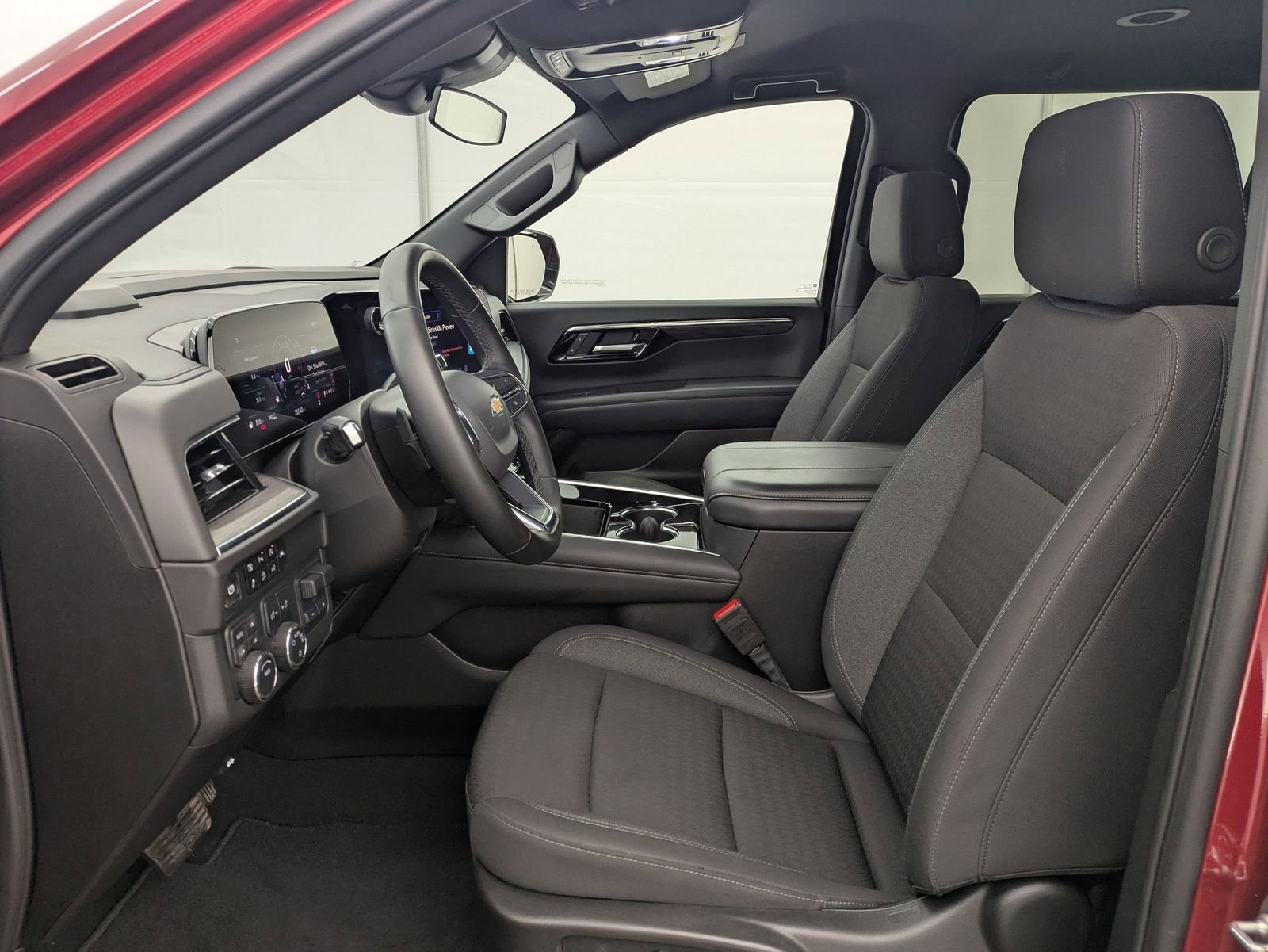 Thumbnail: 2025 Chevrolet Suburban - 15