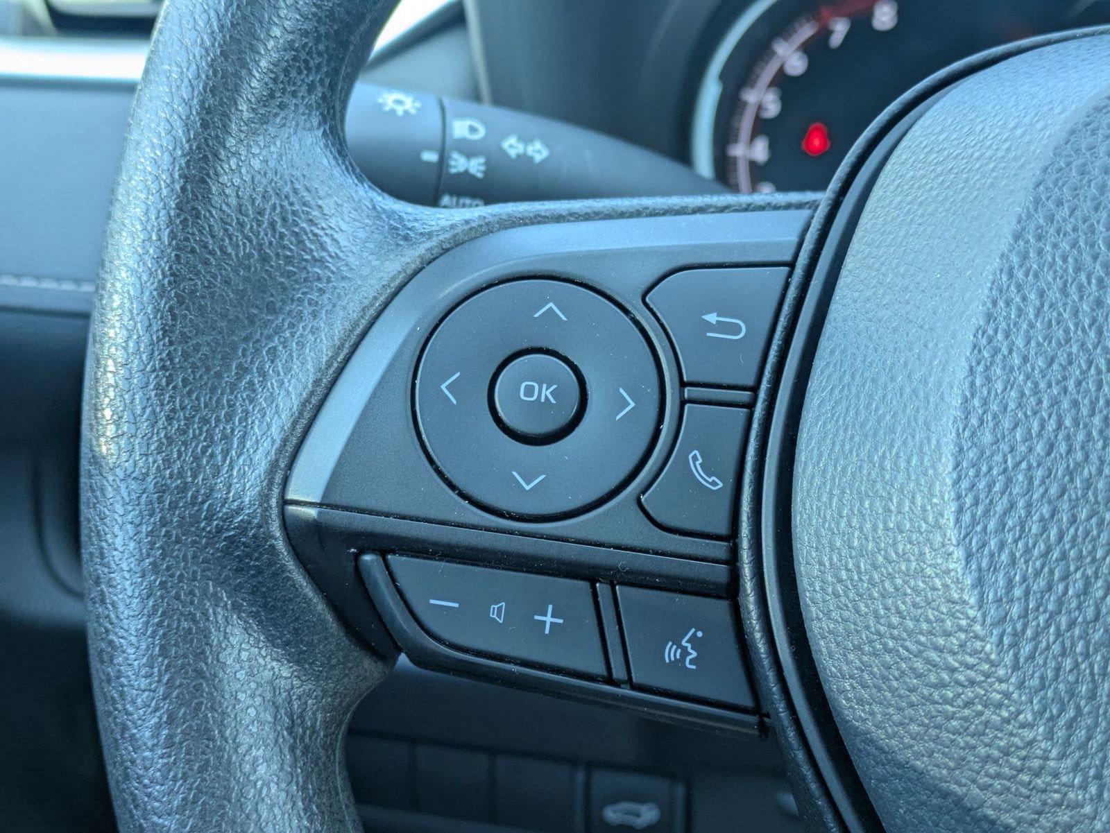 Thumbnail: 2024 Toyota RAV4 - 25