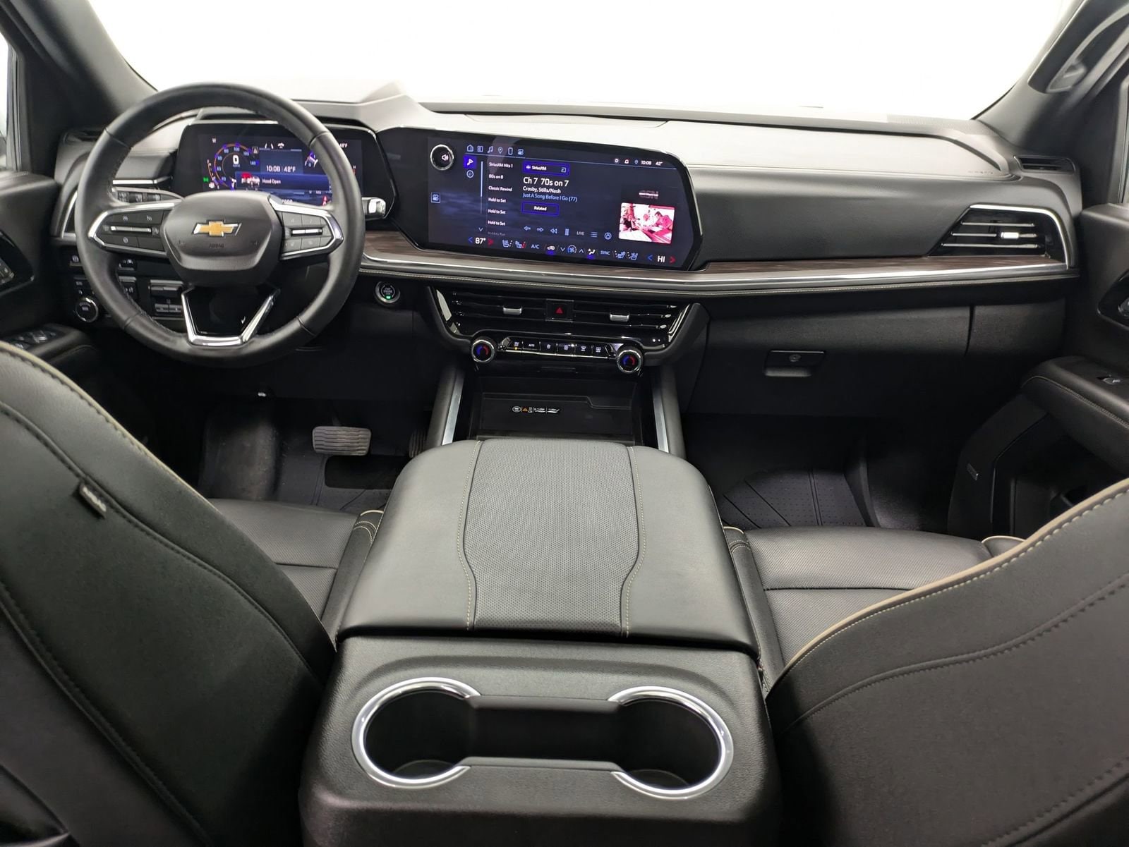 Thumbnail: 2025 Chevrolet Tahoe - 15