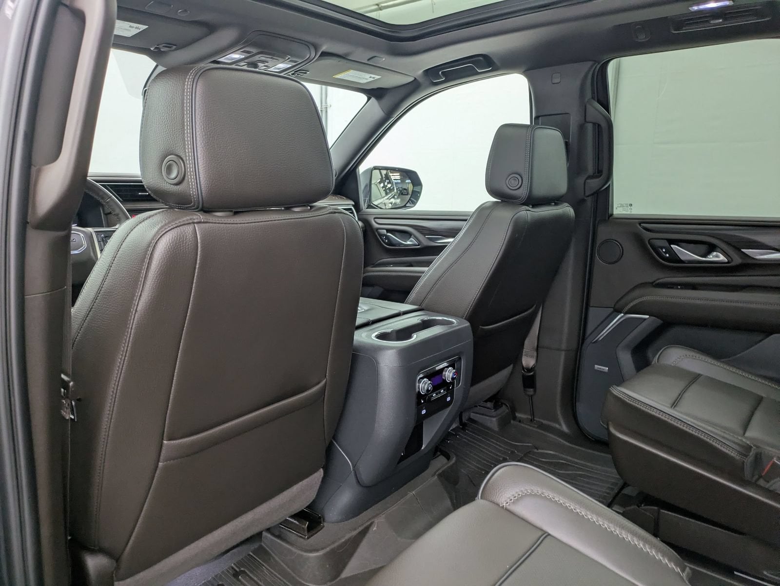 Thumbnail: 2023 GMC Yukon - 20