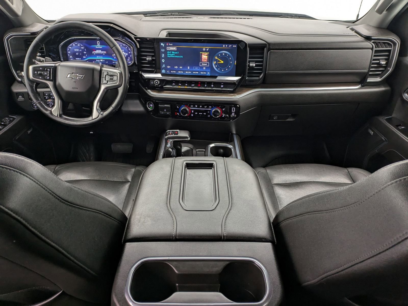 Thumbnail: 2022 Chevrolet Silverado 1500 - 17