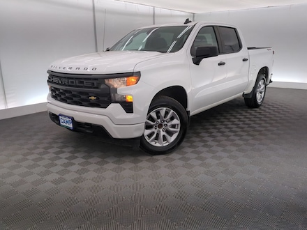 2022 Chevrolet Silverado 1500 Custom Truck