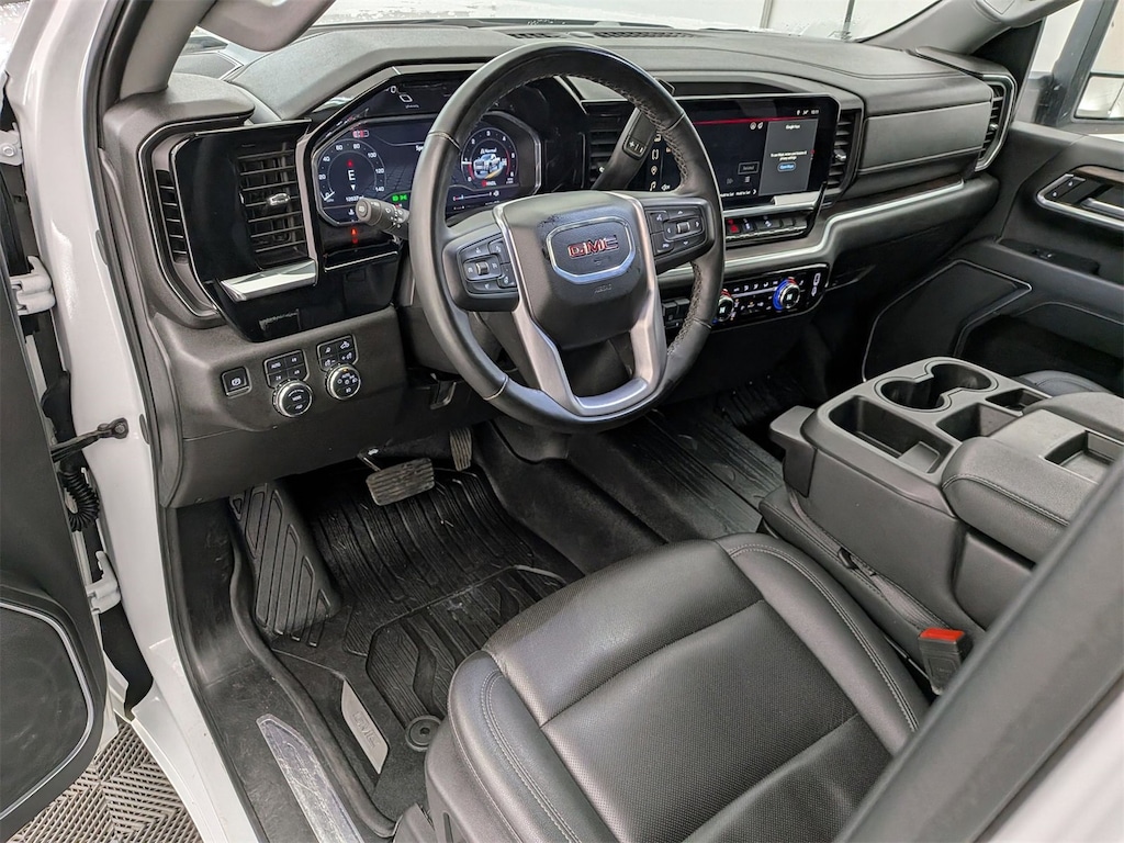 Used 2025 GMC Sierra 3500 HD SLT Truck