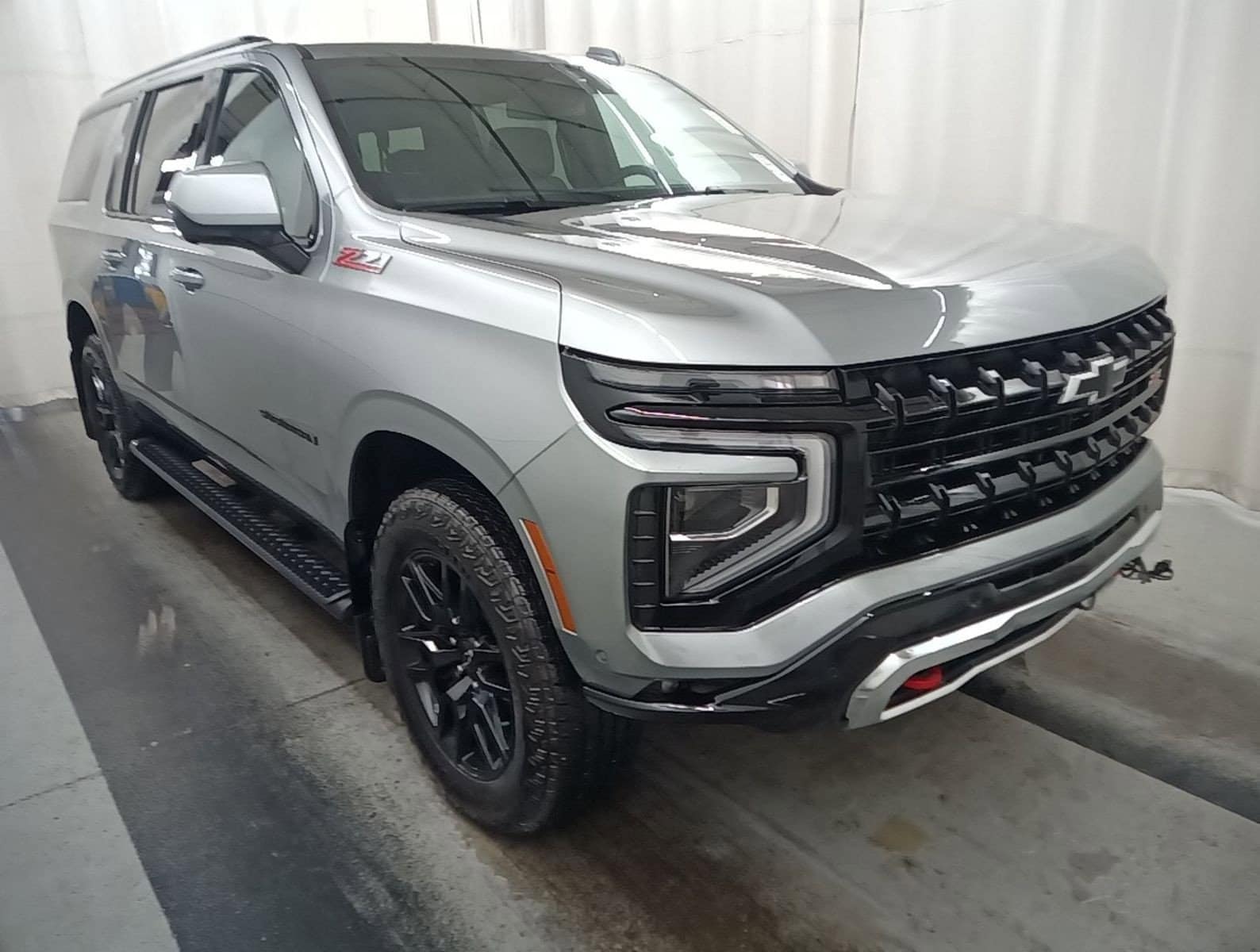 Thumbnail: 2025 Chevrolet Suburban - 2