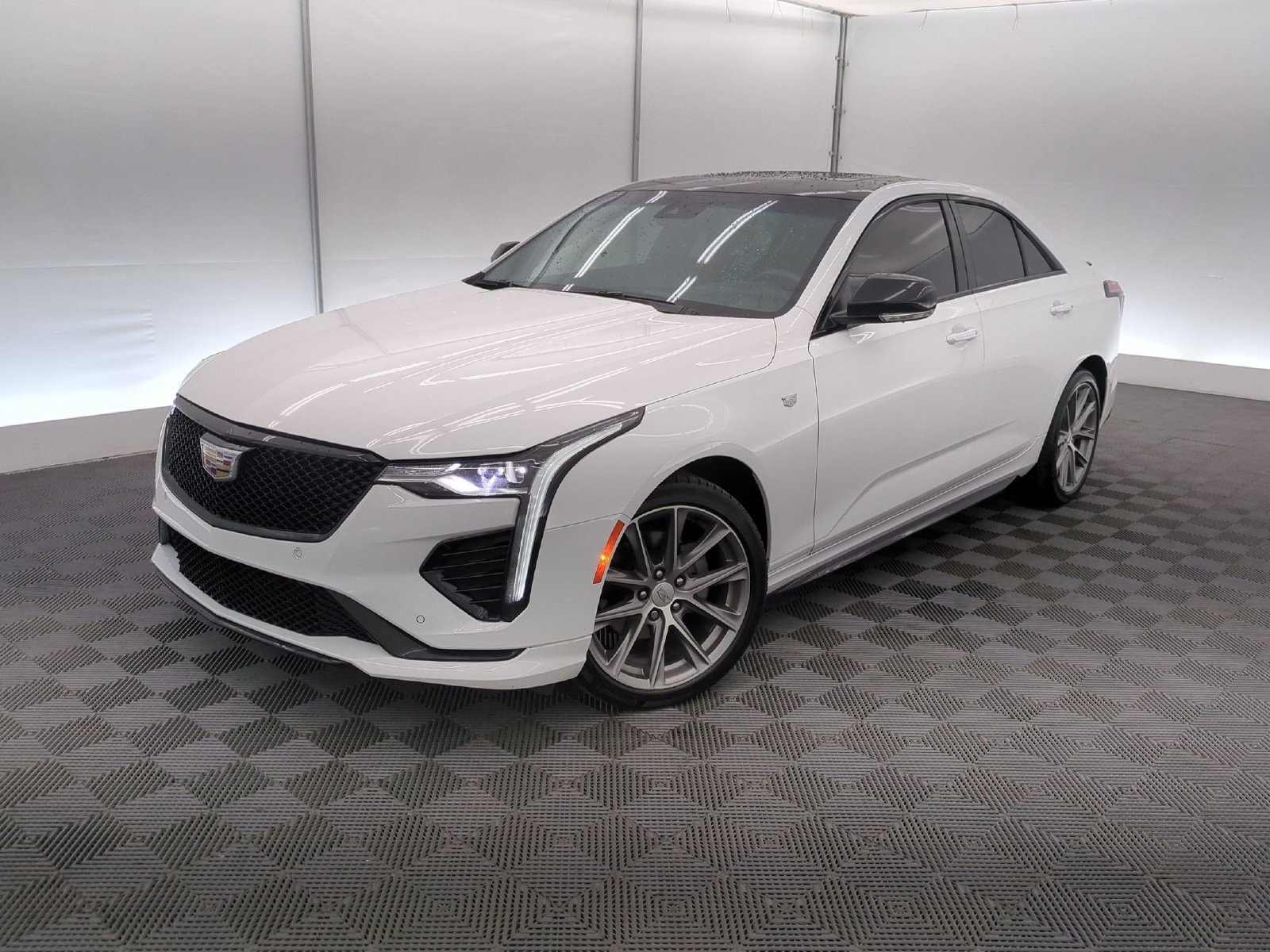 2024 Cadillac CT4
