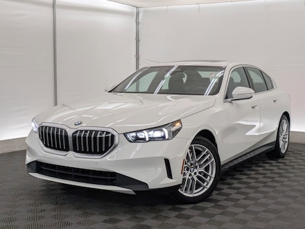 2025 BMW 5 Series 530i xDrive