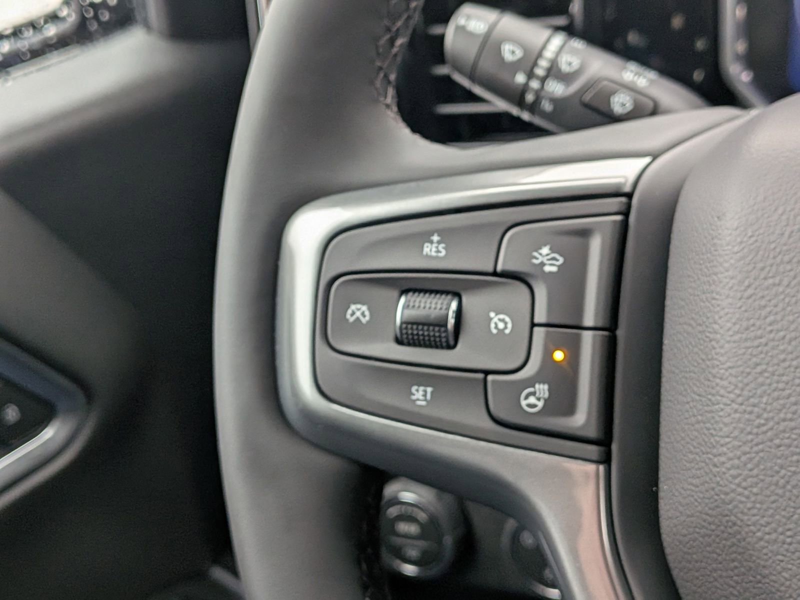 Thumbnail: 2026 Chevrolet Silverado 1500 - 26
