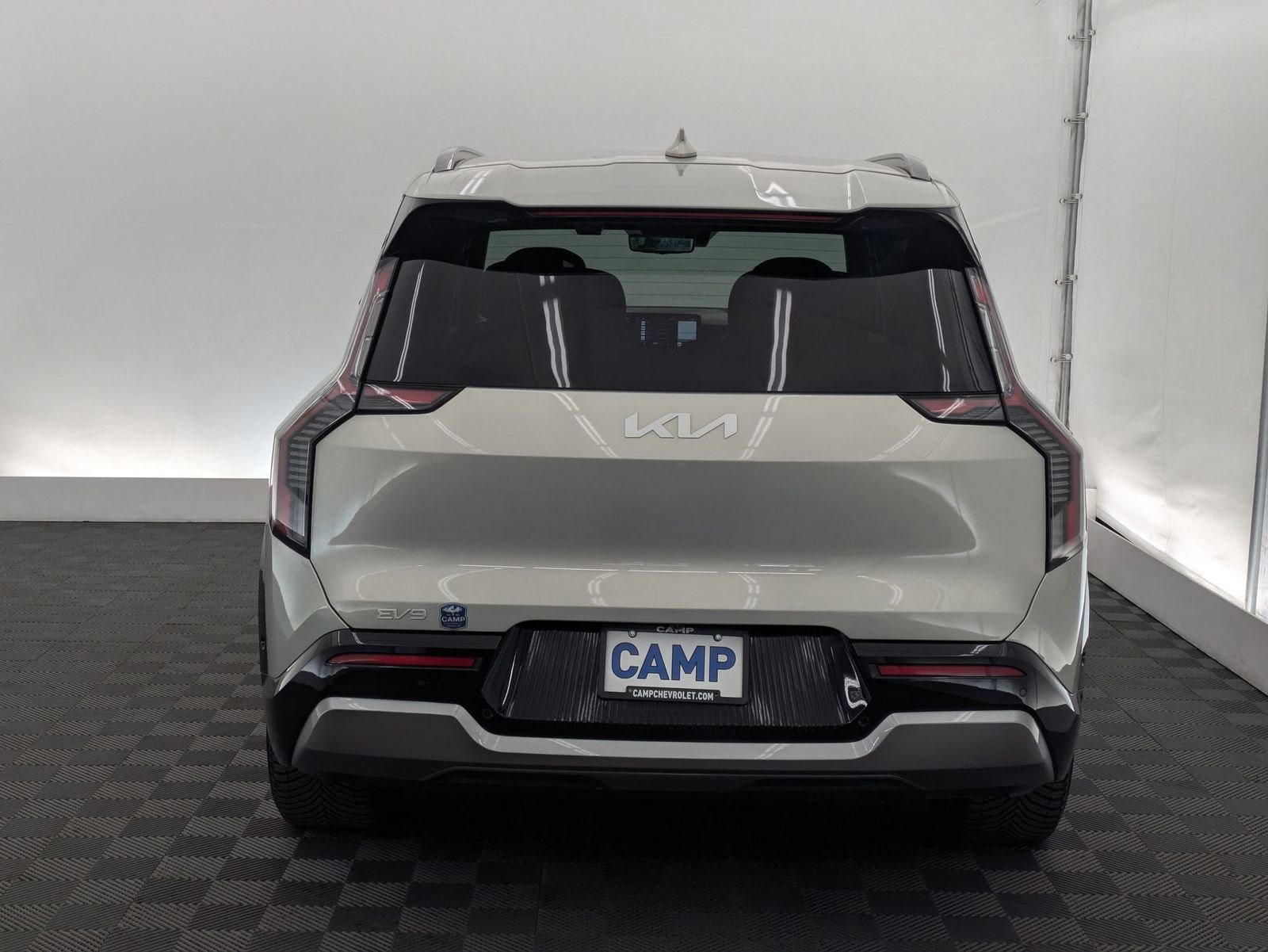 Thumbnail: 2024 Kia EV9 - 5