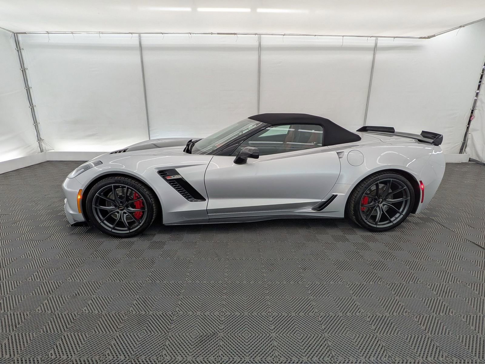 Thumbnail: 2019 Chevrolet Corvette - 2