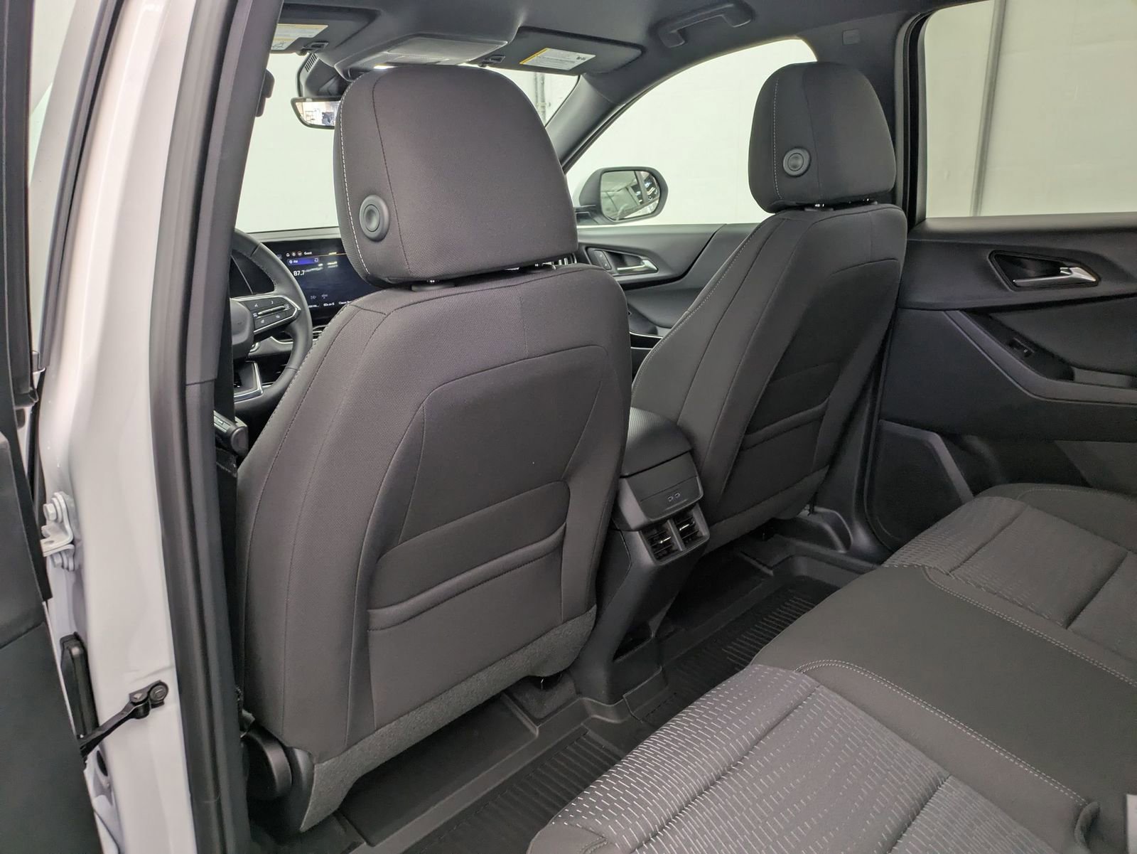 Thumbnail: 2026 Chevrolet Equinox - 18