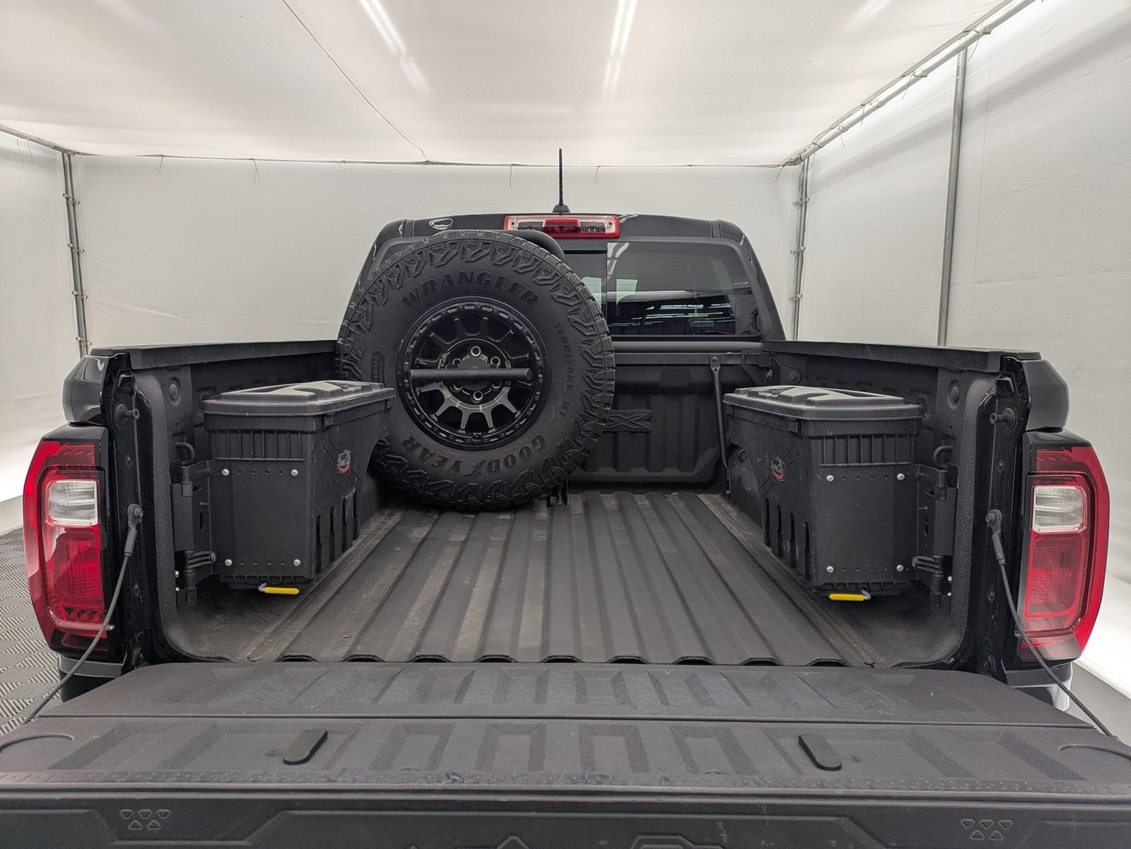 Thumbnail: 2024 GMC Canyon - 32