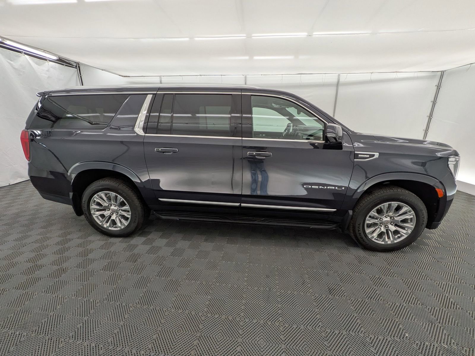 Thumbnail: 2024 GMC Yukon XL - 7