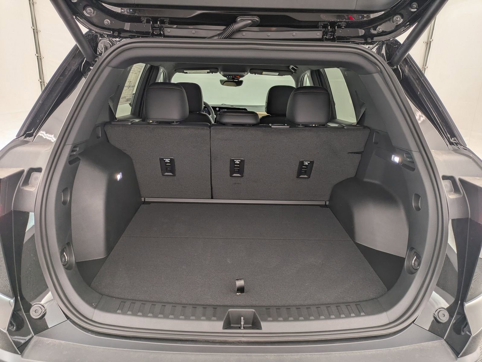 Thumbnail: 2026 Chevrolet Equinox - 30