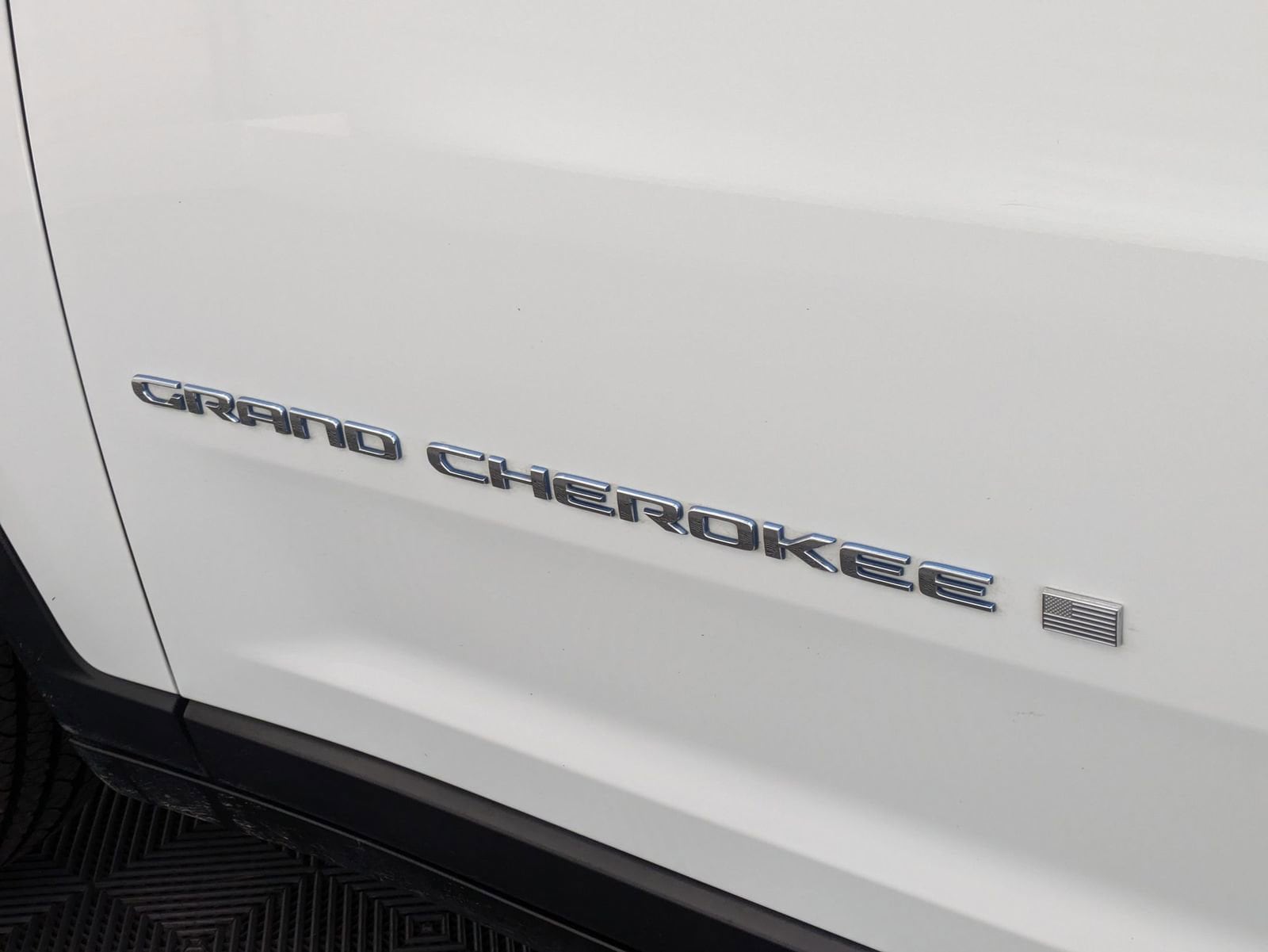 Thumbnail: 2022 Jeep Grand Cherokee - 11