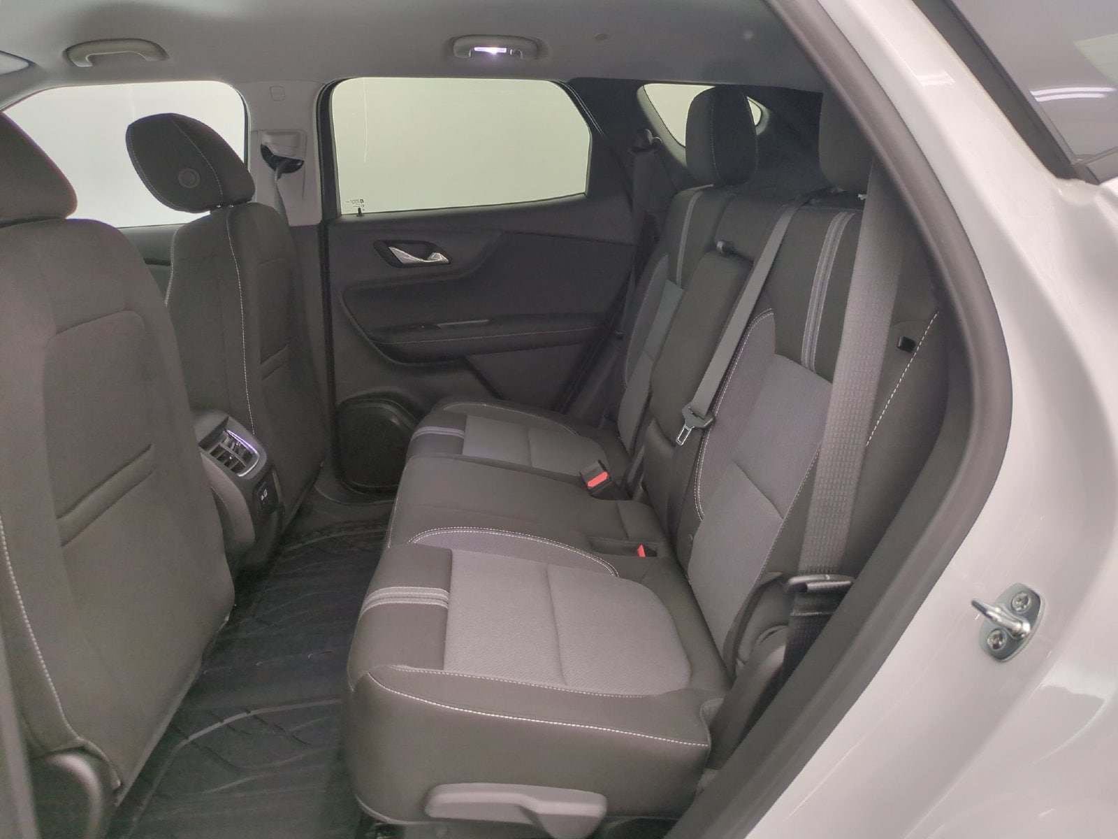 2026 Chevrolet Blazer 2LT - Photo 17