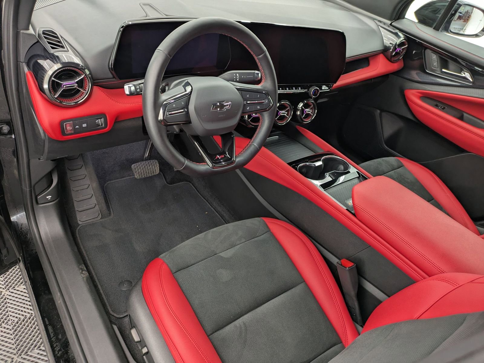 Used 2024 Chevrolet Blazer EV RS with VIN 3GNKDCRJ5RS164206 for sale in Spokane, WA