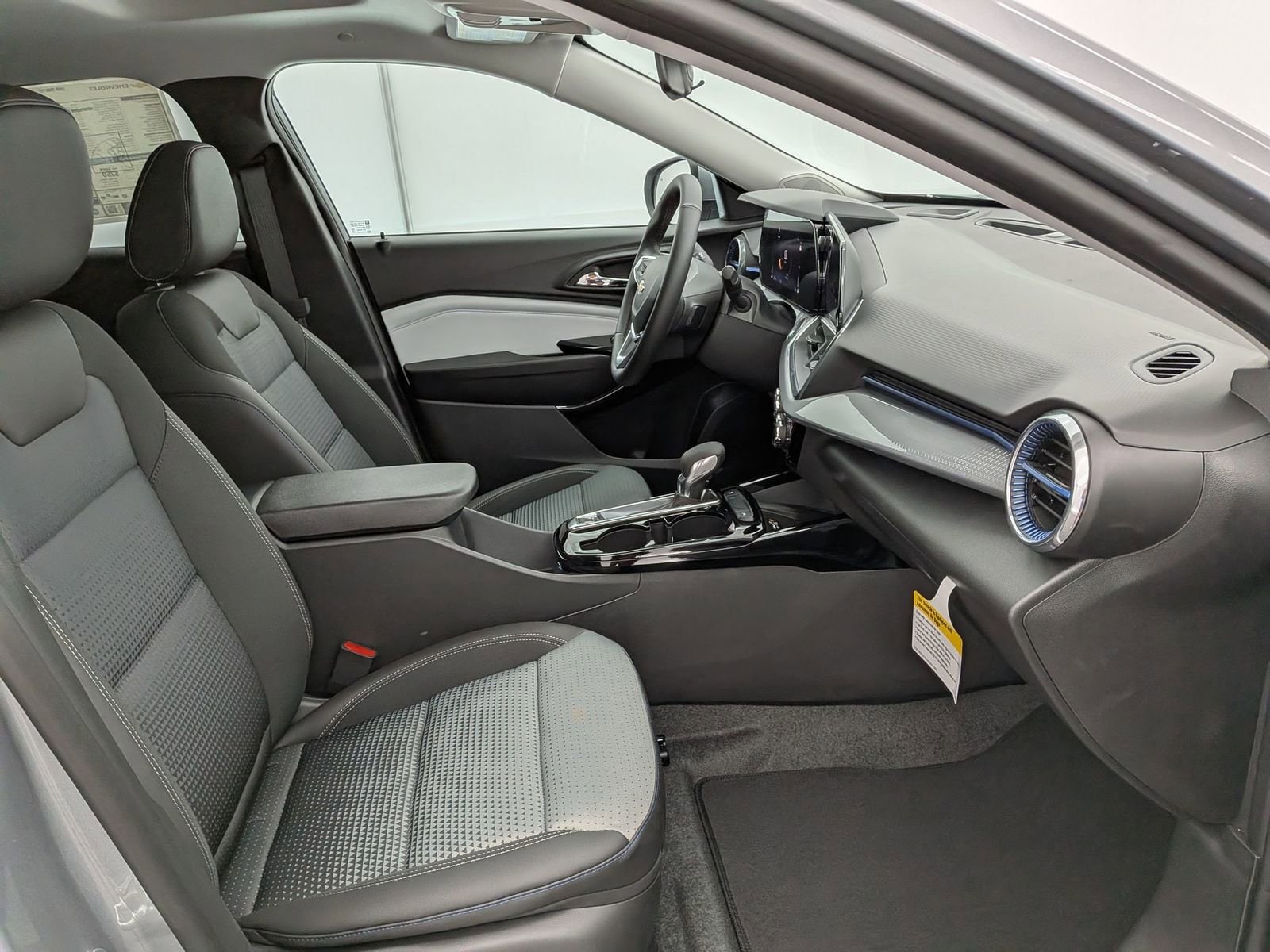 Thumbnail: 2026 Chevrolet Trax - 22