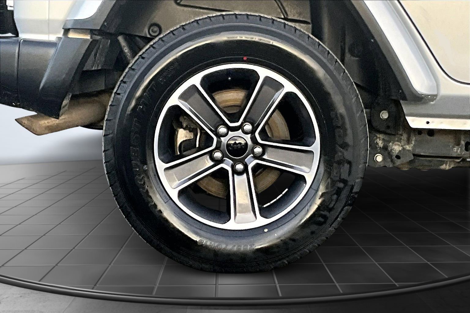 Thumbnail: 2023 Jeep Wrangler - 36