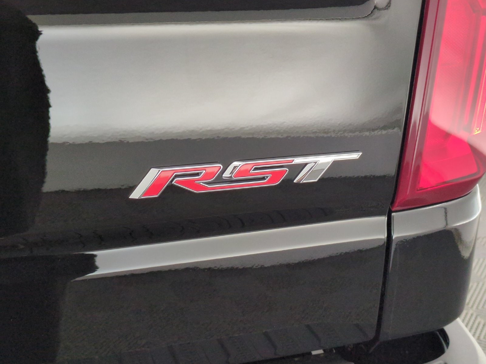 2026 Chevrolet Silverado 1500 RST - Photo 11