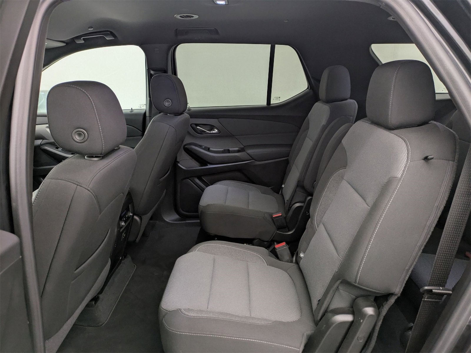 Thumbnail: 2023 Chevrolet Traverse - 20