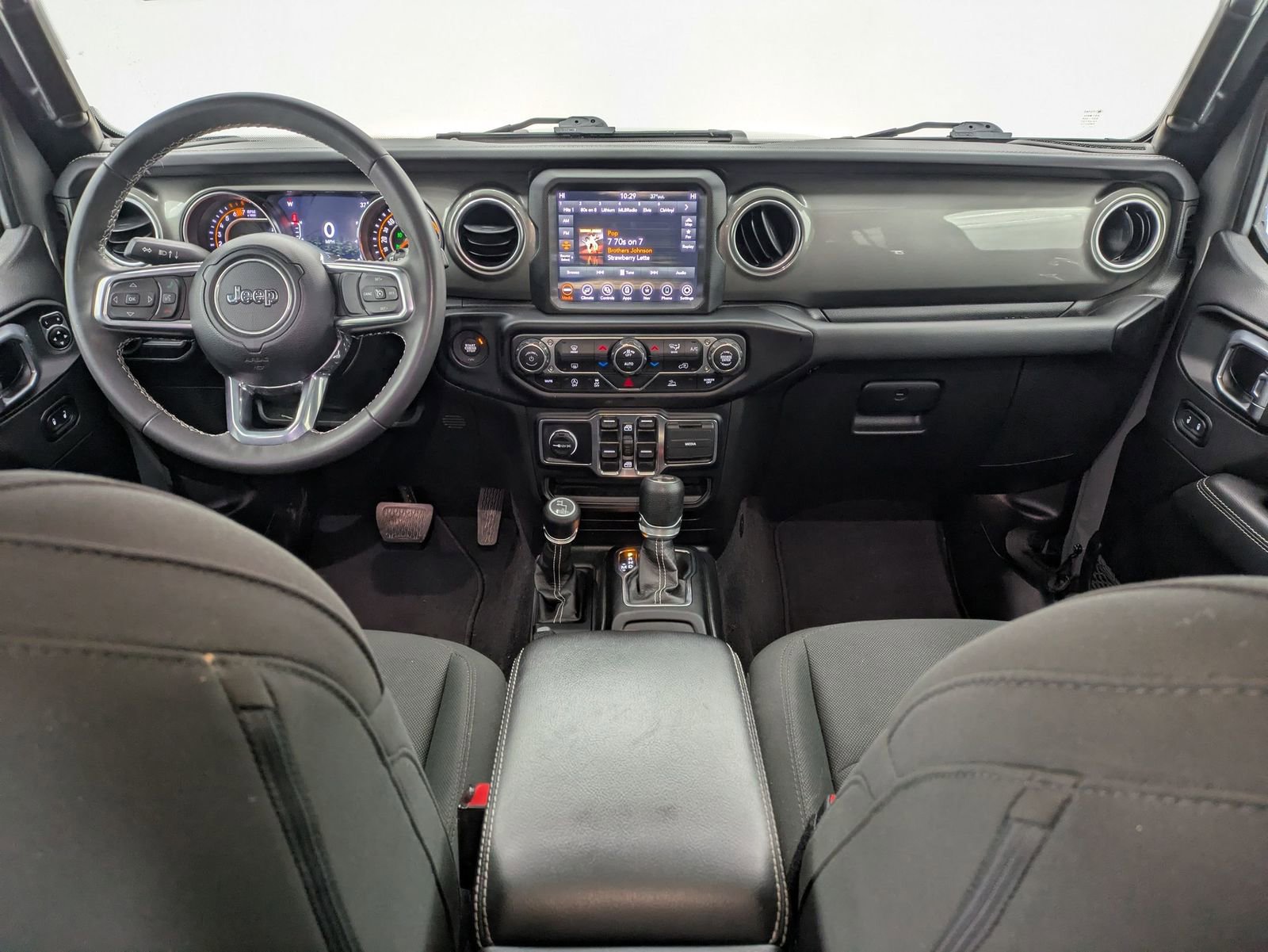 Thumbnail: 2023 Jeep Wrangler - 16