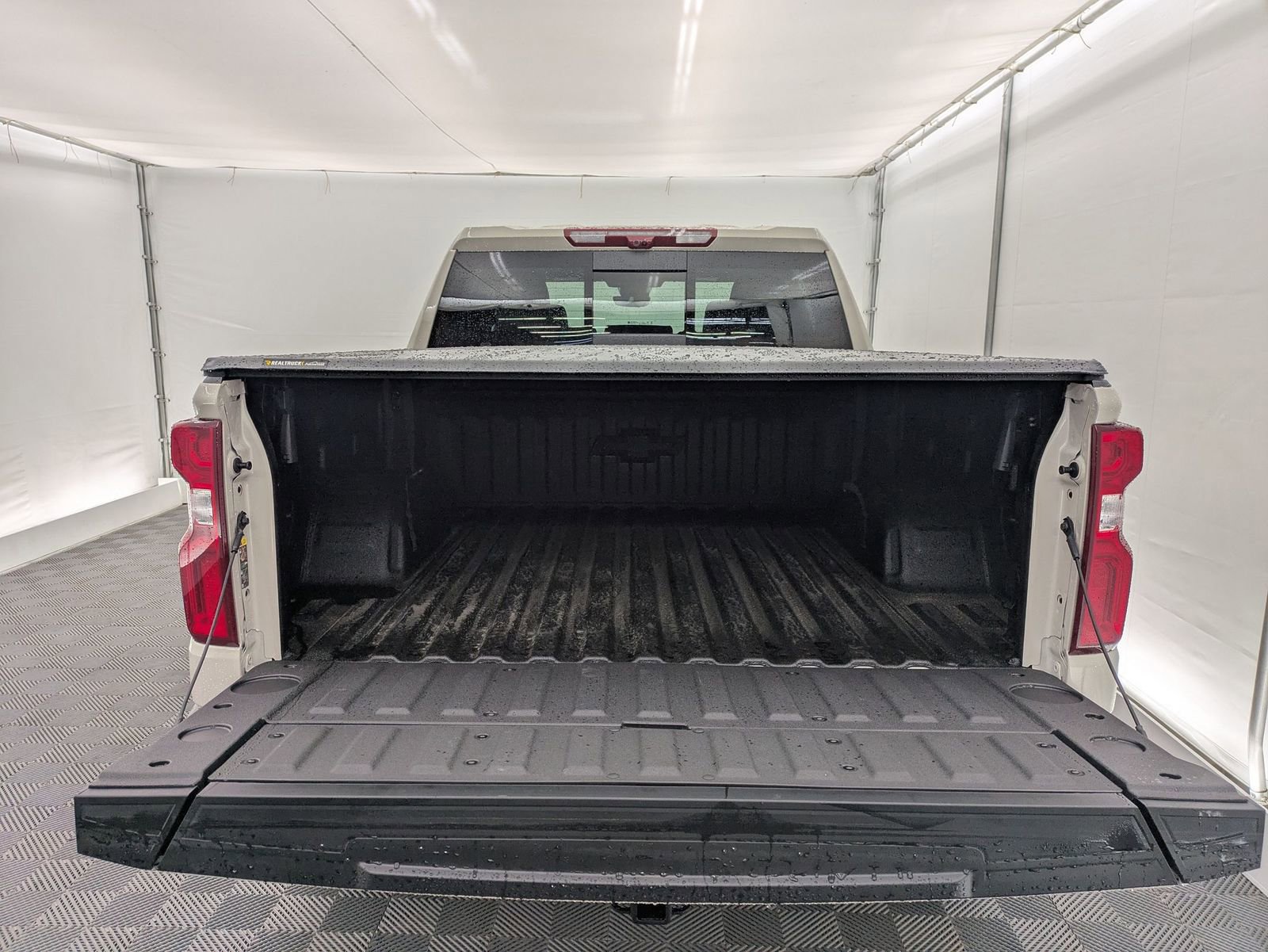 Thumbnail: 2026 Chevrolet Silverado 1500 - 35