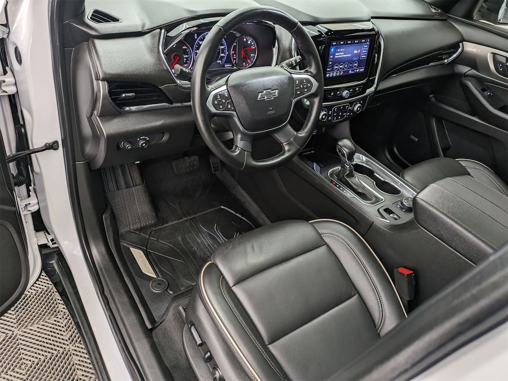 Used 2024 Chevrolet Traverse Limited Premier SUV