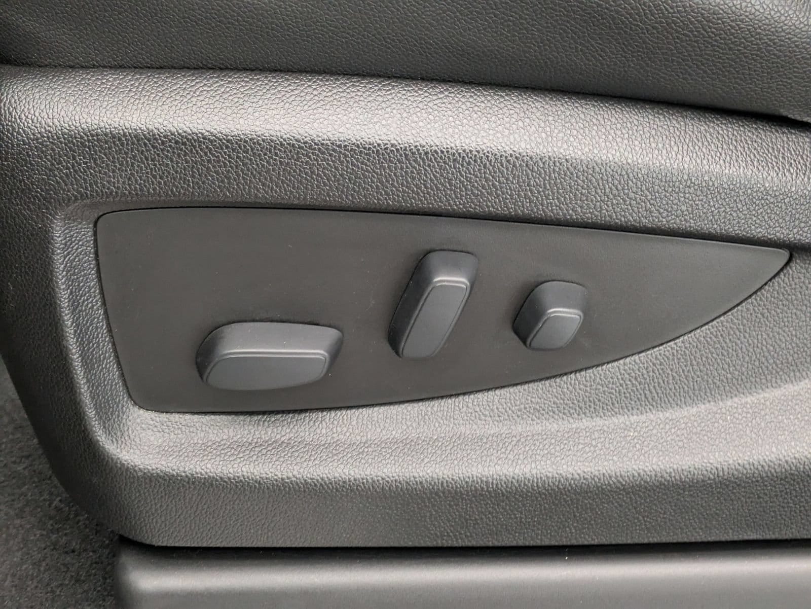 Thumbnail: 2020 GMC Yukon - 18