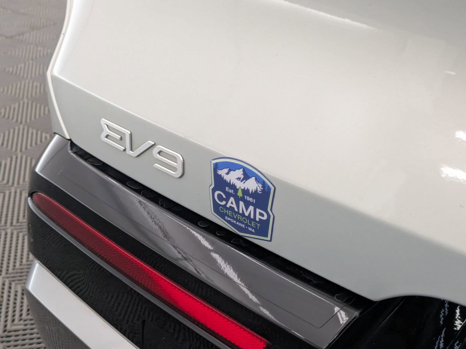 Thumbnail: 2024 Kia EV9 - 12