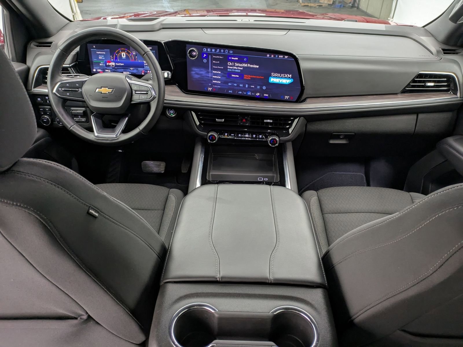 Thumbnail: 2025 Chevrolet Suburban - 14