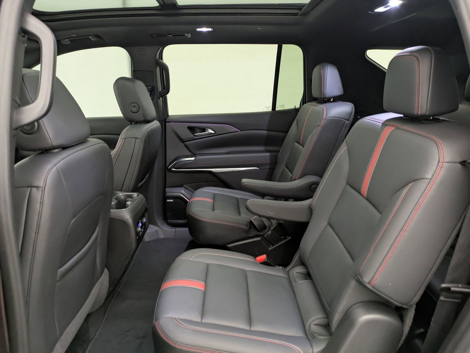 Thumbnail: 2024 Chevrolet Traverse - 21