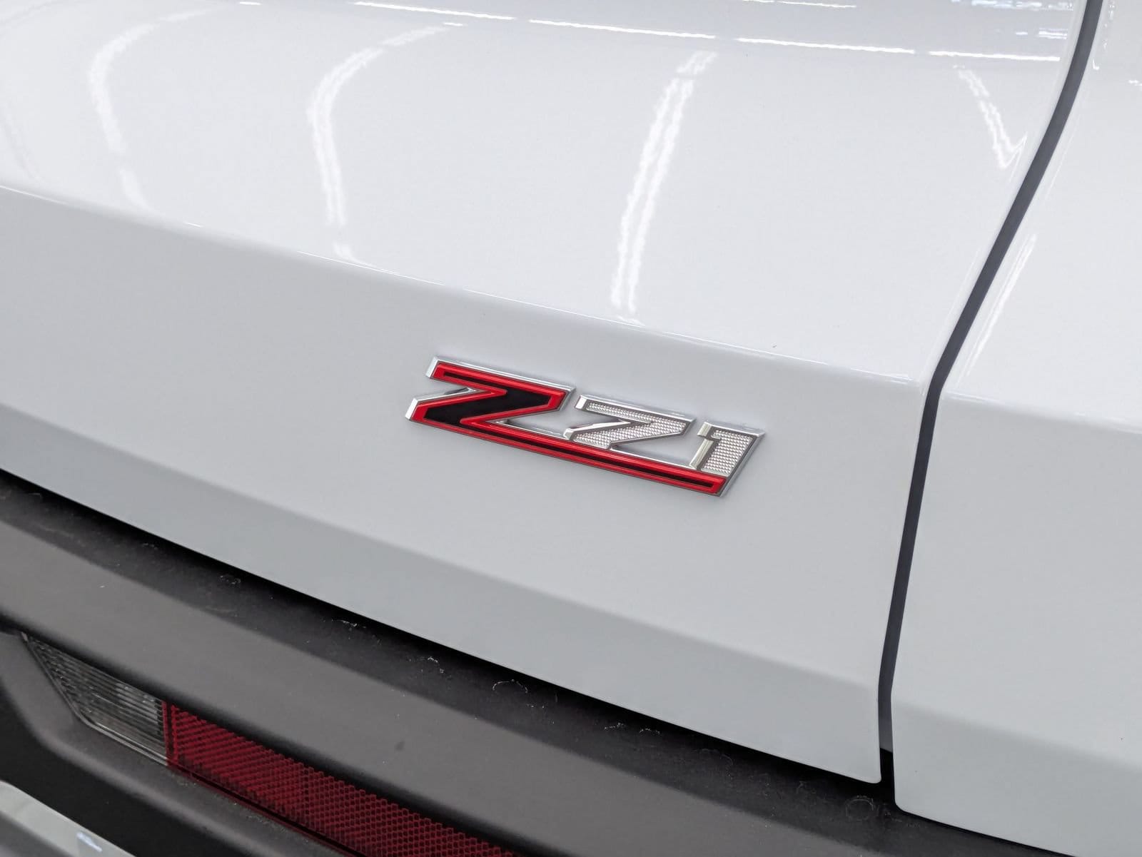 Thumbnail: 2026 Chevrolet Traverse - 10