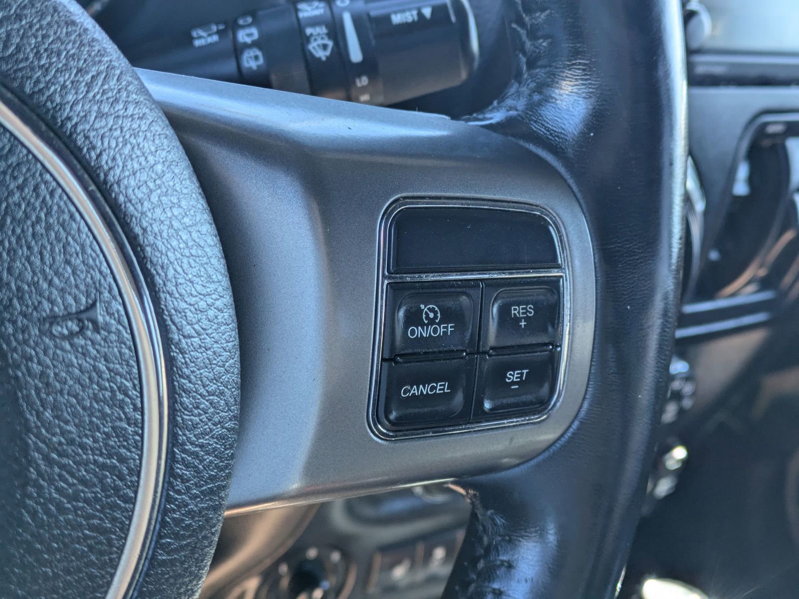 Thumbnail: 2018 Jeep Wrangler - 23