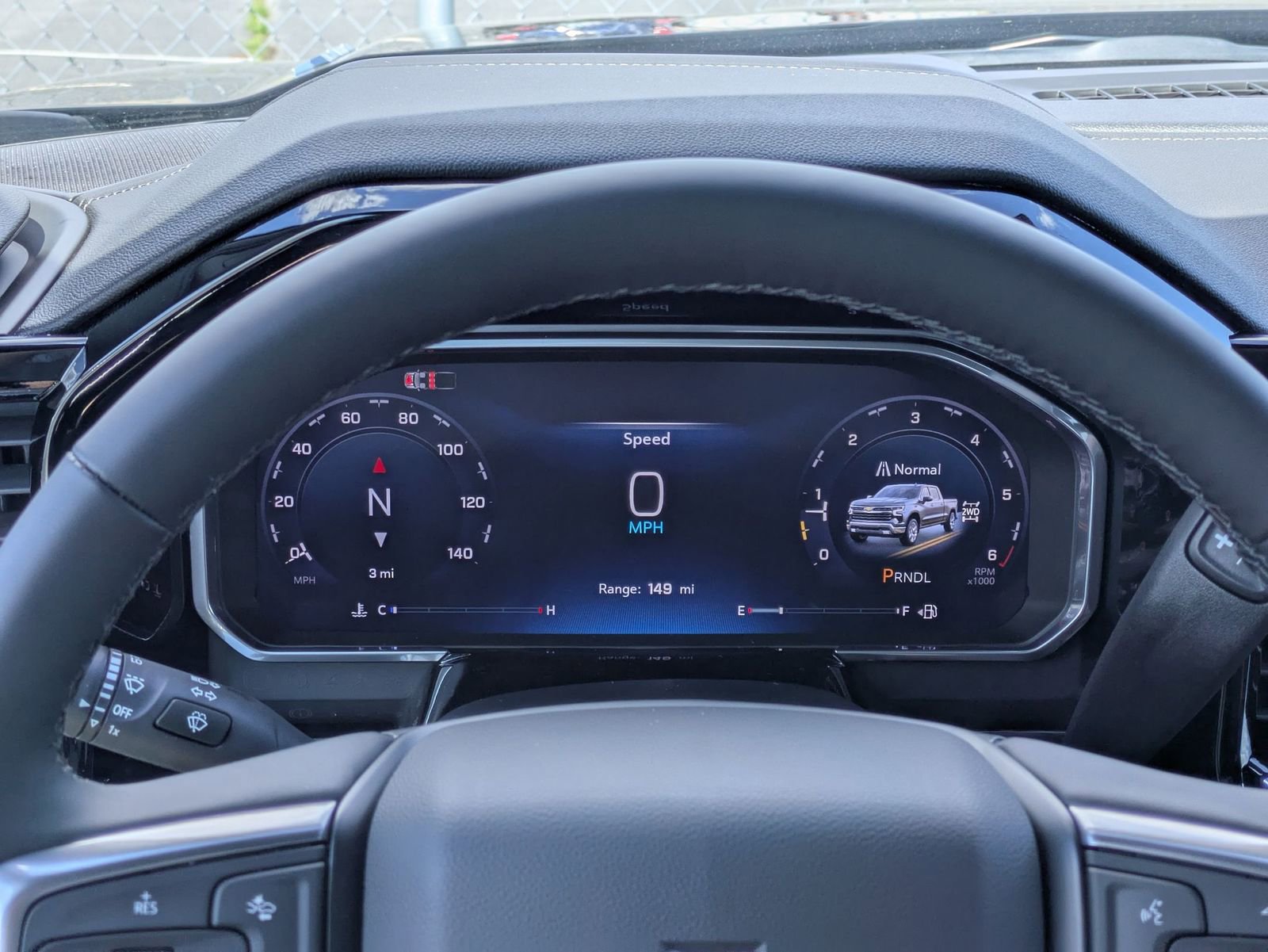 Thumbnail: 2026 Chevrolet Silverado 1500 - 32