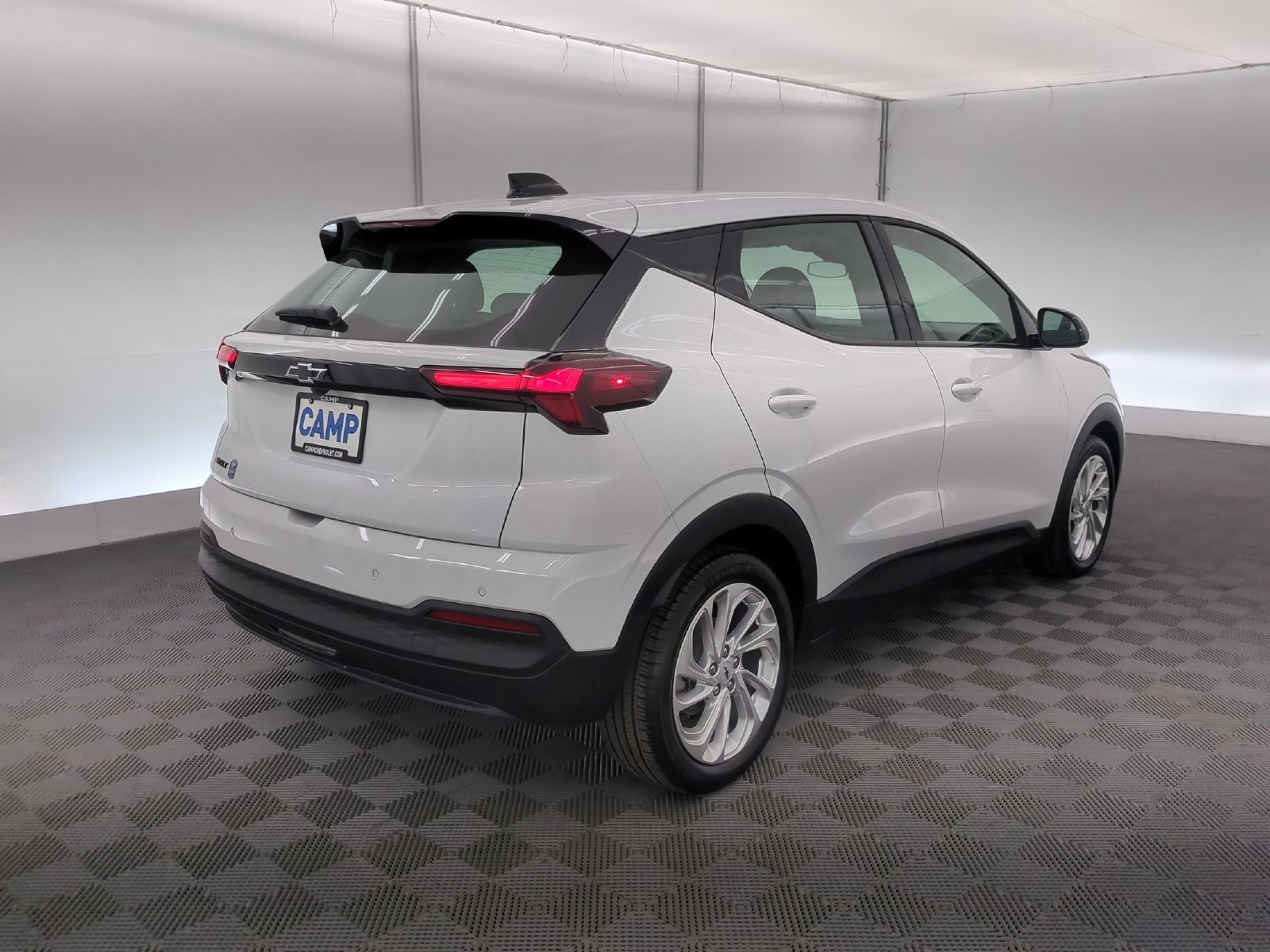 2027 Chevrolet Bolt LT - Photo 6