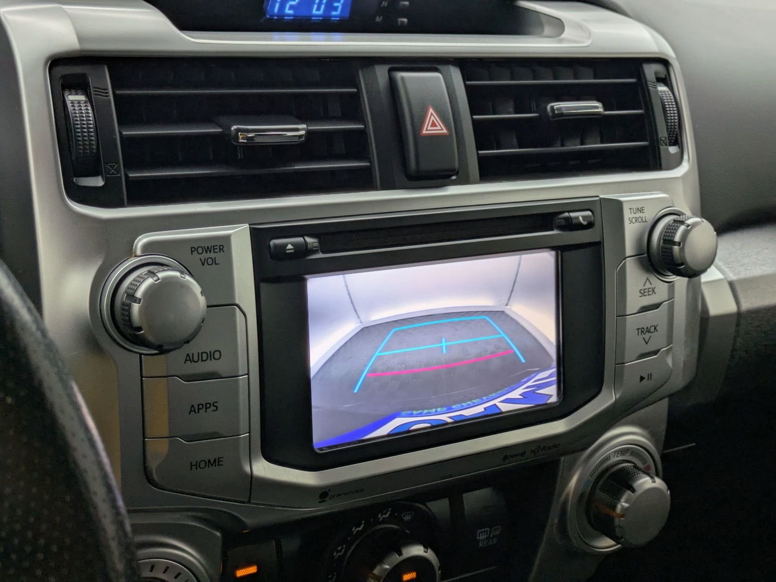 Thumbnail: 2016 Toyota 4Runner - 28