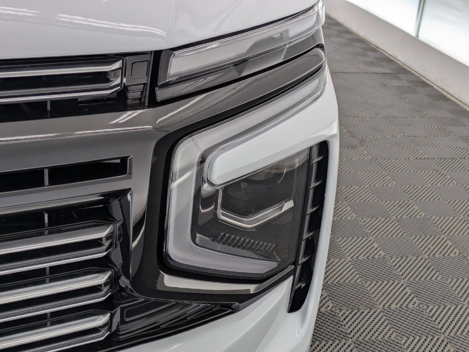 2026 Chevrolet Tahoe High Country - Photo 10