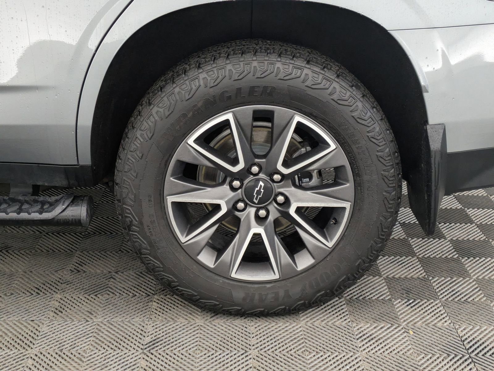 Thumbnail: 2024 Chevrolet Tahoe - 15