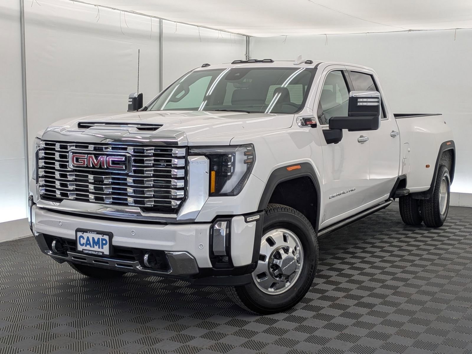2025 GMC Sierra Denali 4WD Crew Cab Standard Box SRW's photo
