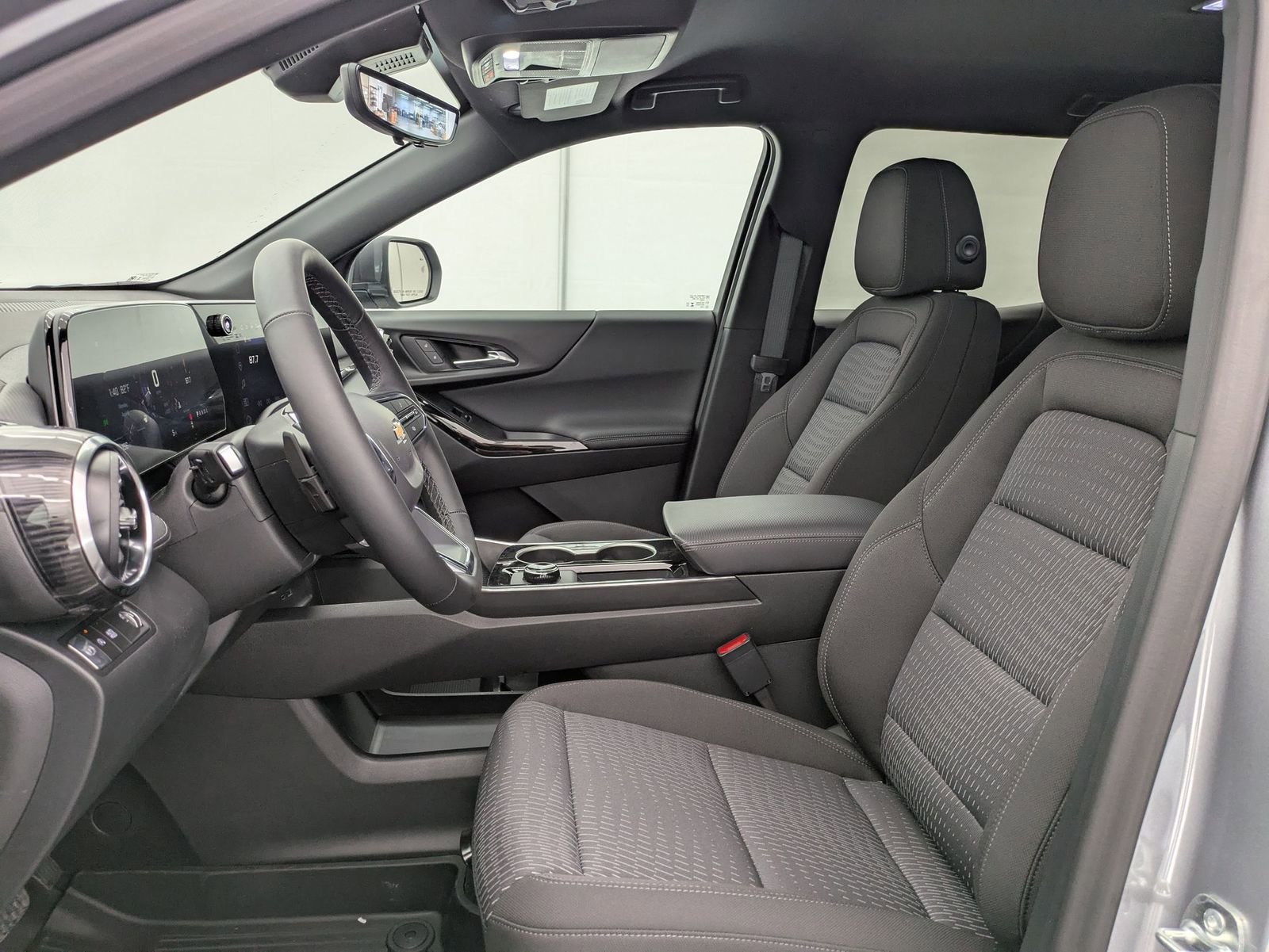 Thumbnail: 2026 Chevrolet Equinox - 16