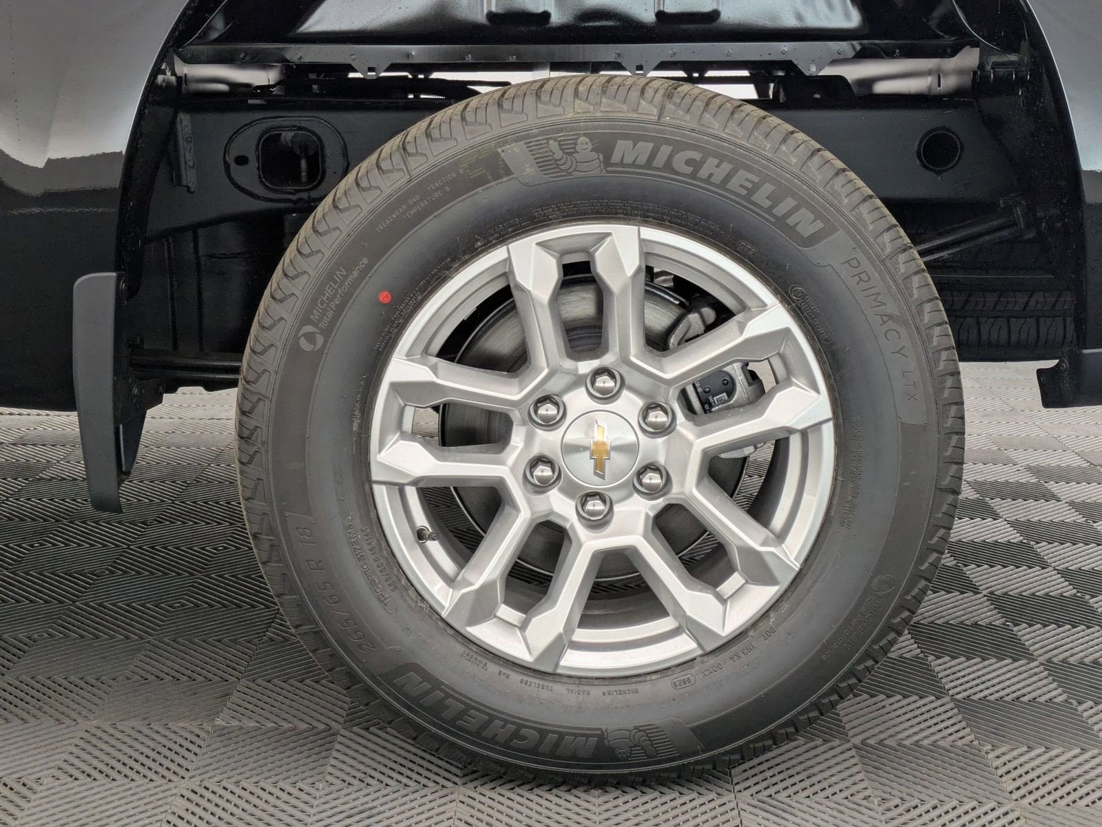 Thumbnail: 2026 Chevrolet Silverado 1500 - 16