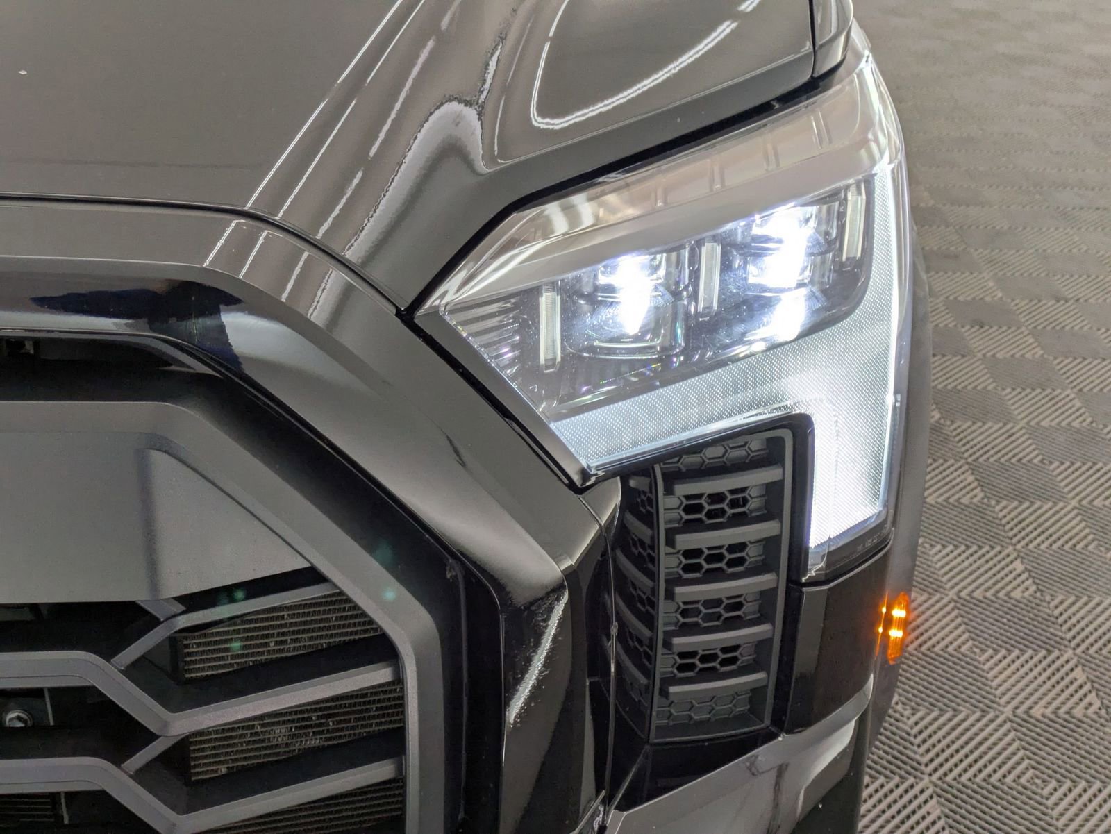 Thumbnail: 2025 Toyota Tundra - 8