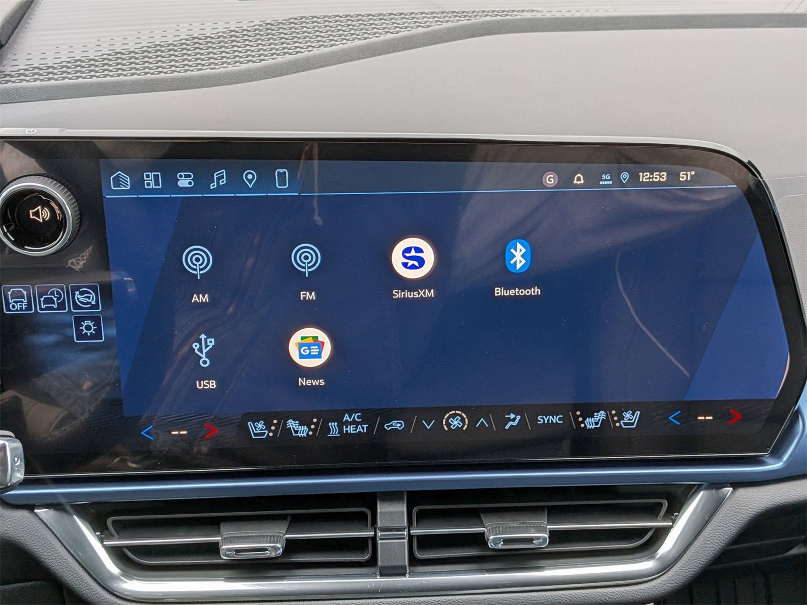 Thumbnail: 2026 Chevrolet Equinox - 27