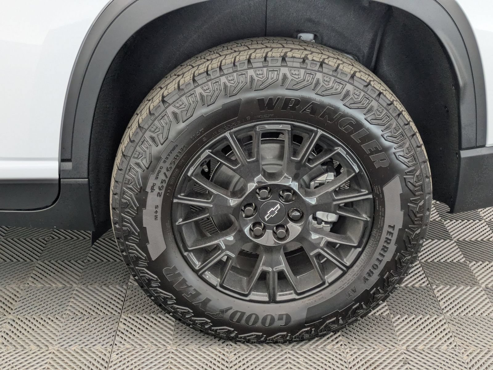 Thumbnail: 2026 Chevrolet Traverse - 13