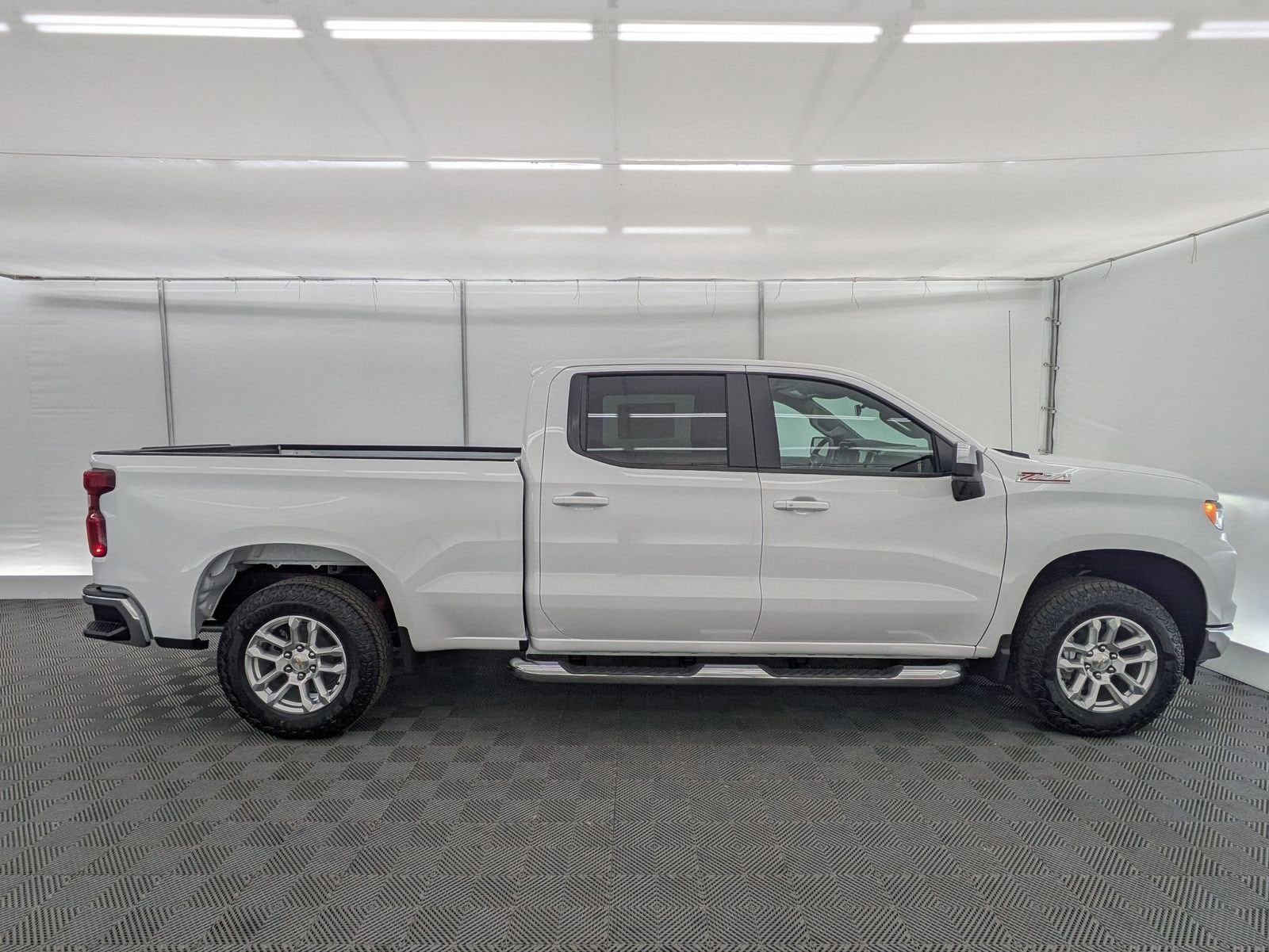 Thumbnail: 2026 Chevrolet Silverado 1500 - 7